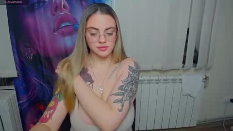 Lilia online show from 02-13-26, 09:05