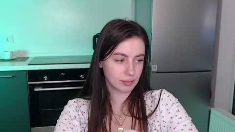 Snapshot of liliatlu chatting on 04-21-26, 01:42 Lilu online show from 04-21-26, 01:42
