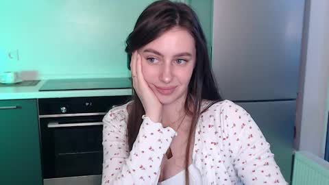 Snapshot of liliatlu chatting on 04-21-26, 02:51 Lilu online show from 04-21-26, 02:51