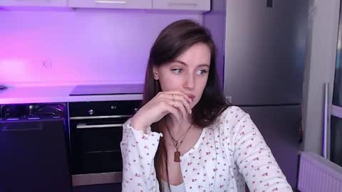Snapshot of liliatlu chatting on 06-06-26, 12:05 Lilu online show from 06-06-26, 12:05