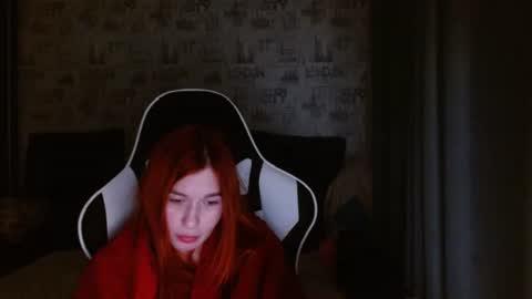 liliawoolf online show from 02-06-25, 03:31