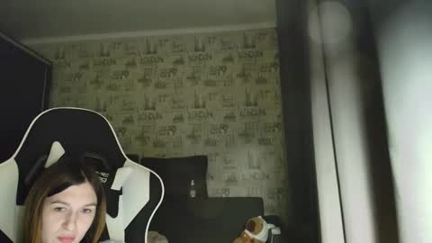 liliawoolf online show from 02-10-26, 06:56