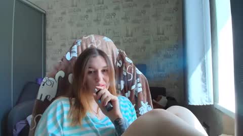 liliawoolf online show from 05-05-26, 08:33