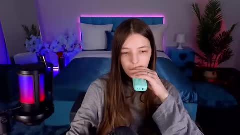 Lili Bakery online show from 02-09-26, 02:37