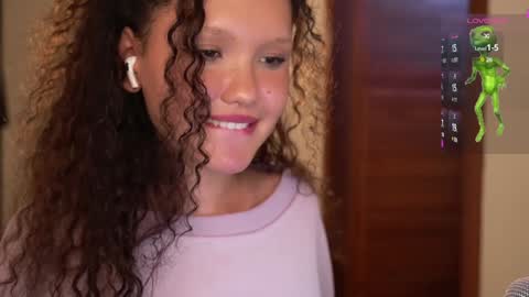 Lilica  online show from 09-14-25, 10:58