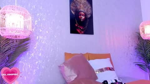 Snapshot of lilicooper_ chatting on 12-20-24, 12:30 Lili Cooper online show from 12-20-24, 12:30