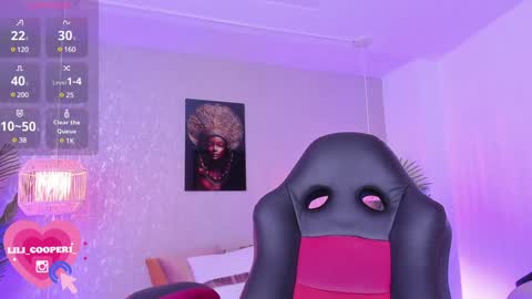 Snapshot of lilicooper_ chatting on 01-21-25, 08:32 Lili Cooper online show from 01-21-25, 08:32