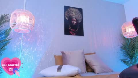 Snapshot of lilicooper_ chatting on 01-24-25, 12:42 Lili Cooper online show from 01-24-25, 12:42