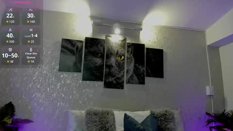 Snapshot of lilicooper_ chatting on 10-14-25, 12:33 Lili Cooper online show from 10-14-25, 12:33