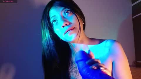 Snapshot of lilidesire chatting on 10-09-25, 08:40 Simone 3 online show from 10-09-25, 08:40