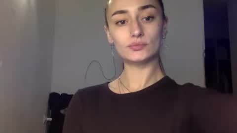 Millie online show from 02-06-26, 04:21