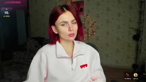 Lilie online show from 11-04-25, 03:27