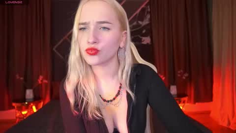 lilielfie online show from 02-02-26, 10:08