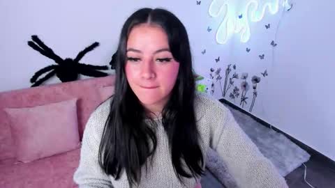 Lilie  online show from 01-14-26, 09:42