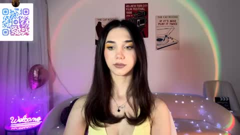 Lina online show from 05-05-26, 10:18