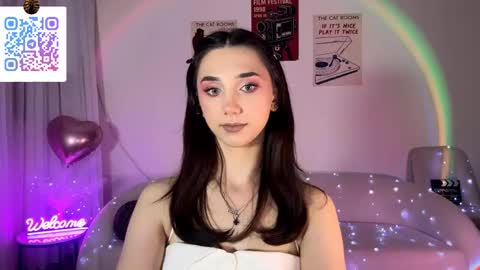 Lina online show from 05-07-26, 10:26