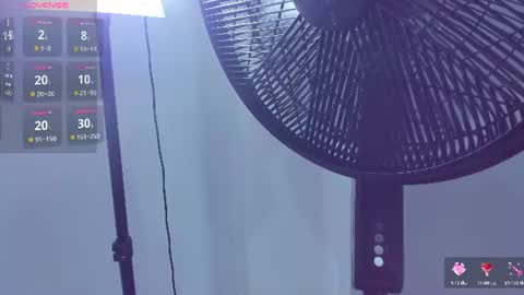 lilii peach online show from 06-19-26, 12:15