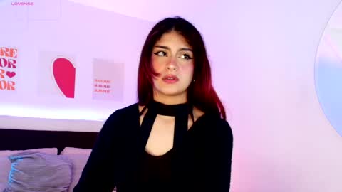 Lilith Savett online show from 05-04-26, 03:30