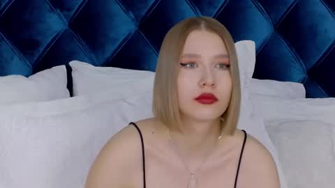 LiliLinn online show from 02-27-25, 11:20