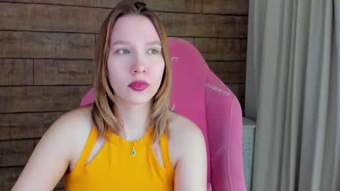 LiliLinn online show from 03-10-26, 05:01