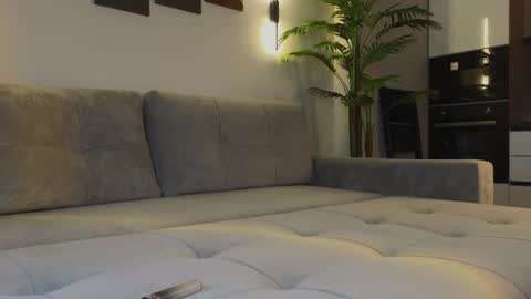 Snapshot of lililok101 chatting on 10-10-25, 01:48 lililok101 online show from 10-10-25, 01:48