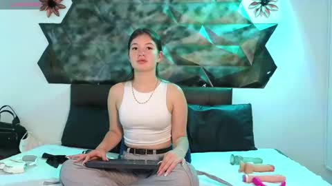 lilimini online show from 01-03-25, 07:07