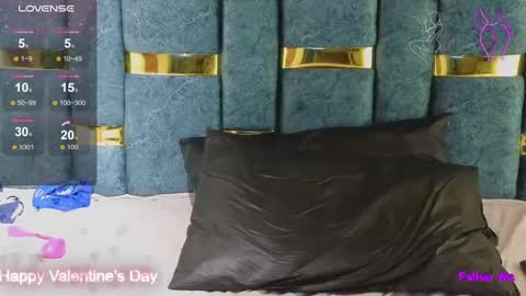 lilimini online show from 02-15-25, 11:47