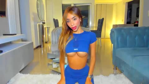 Lili  online show from 04-30-26, 03:57