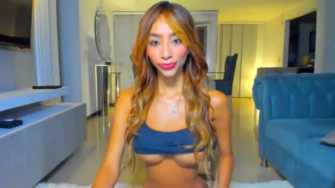 Lili  online show from 05-02-26, 11:54