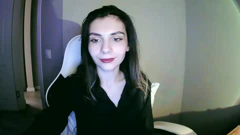 Snapshot of lilirose_x chatting on 12-21-24, 07:38 lilirose online show from 12-21-24, 07:38