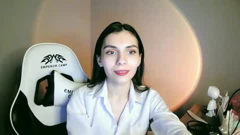 Snapshot of lilirose_x chatting on 12-30-24, 10:34 lilirose online show from 12-30-24, 10:34