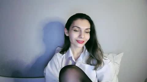 Snapshot of lilirose_x chatting on 01-23-25, 06:45 lilirose online show from 01-23-25, 06:45