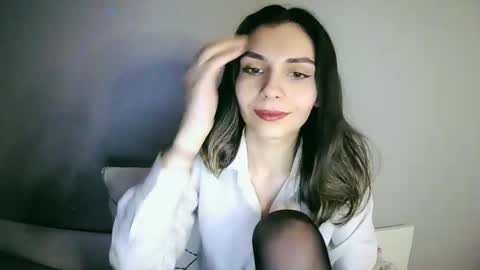Snapshot of lilirose_x chatting on 01-29-25, 01:49 lilirose online show from 01-29-25, 01:49