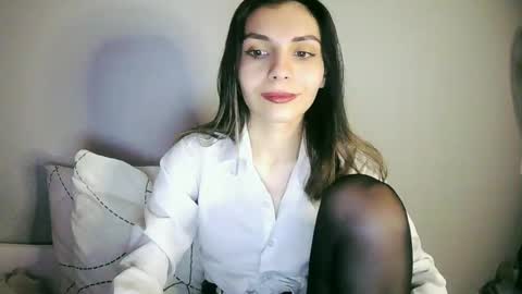 Snapshot of lilirose_x chatting on 01-30-25, 05:49 lilirose online show from 01-30-25, 05:49
