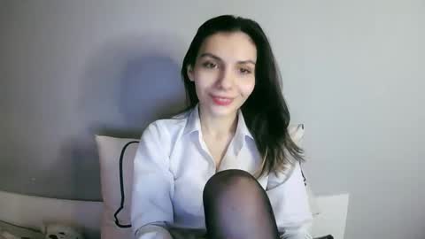 Snapshot of lilirose_x chatting on 02-14-25, 03:47 lilirose online show from 02-14-25, 03:47
