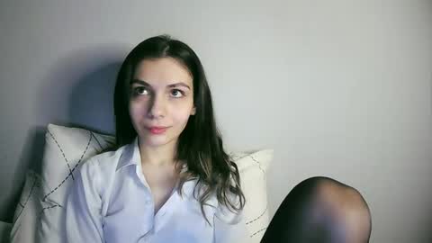Snapshot of lilirose_x chatting on 03-07-25, 07:05 lilirose online show from 03-07-25, 07:05