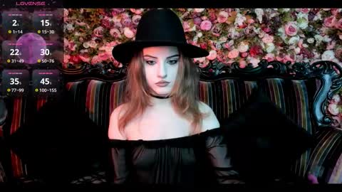 Snapshot of lilit_el_ chatting on 11-23-25, 01:22 lilit_el_ online show from 11-23-25, 01:22