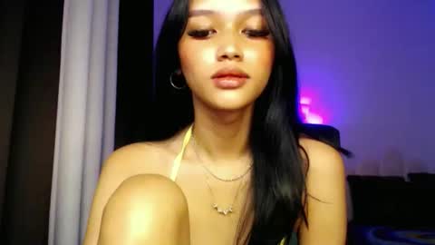 Chloe online show from 03-25-26, 01:00