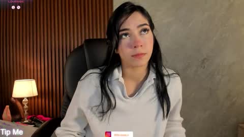 Snapshot of lilith__rosse chatting on 10-17-25, 12:41 Lilith Rosse online show from 10-17-25, 12:41