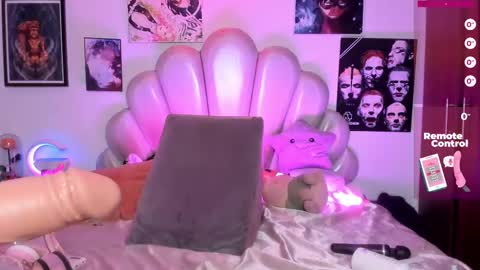   online show from 02-21-25, 01:44