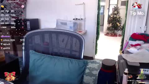 Laura lopez online show from 12-20-24, 05:18