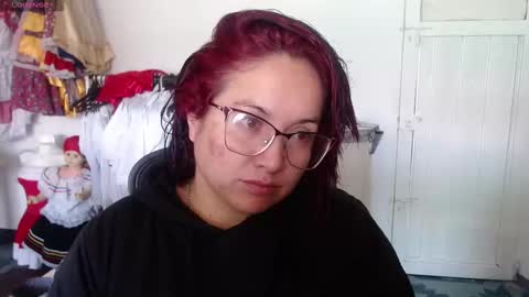 Laura lopez online show from 01-07-25, 02:41