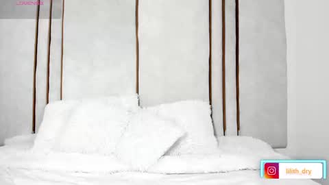 lilith_dry online show from 09-26-25, 06:34