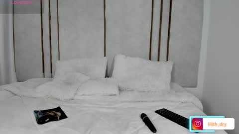 lilith_dry online show from 10-10-25, 04:06