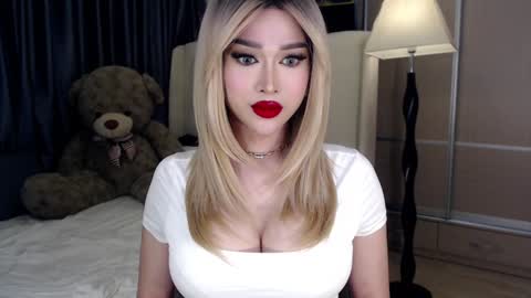 Snapshot of lilith_mazikeen69 chatting on 01-08-25, 08:06 QUEEN LILITH BORBON online show from 01-08-25, 08:06