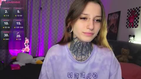 lilith_poison online show from 10-08-25, 06:16