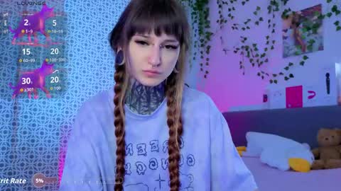 lilith_poison online show from 05-17-26, 06:04