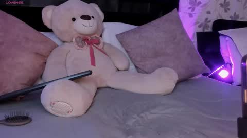 lilith_thompson online show from 09-24-25, 04:05