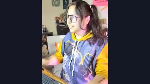 Snapshot of lilith_tyler chatting on 10-27-25, 06:45 lilith_tyler online show from 10-27-25, 06:45