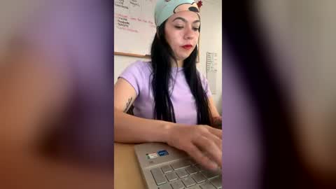 Snapshot of lilith_vanellope chatting on 07-23-26, 04:27 lilith online show from 07-23-26, 04:27